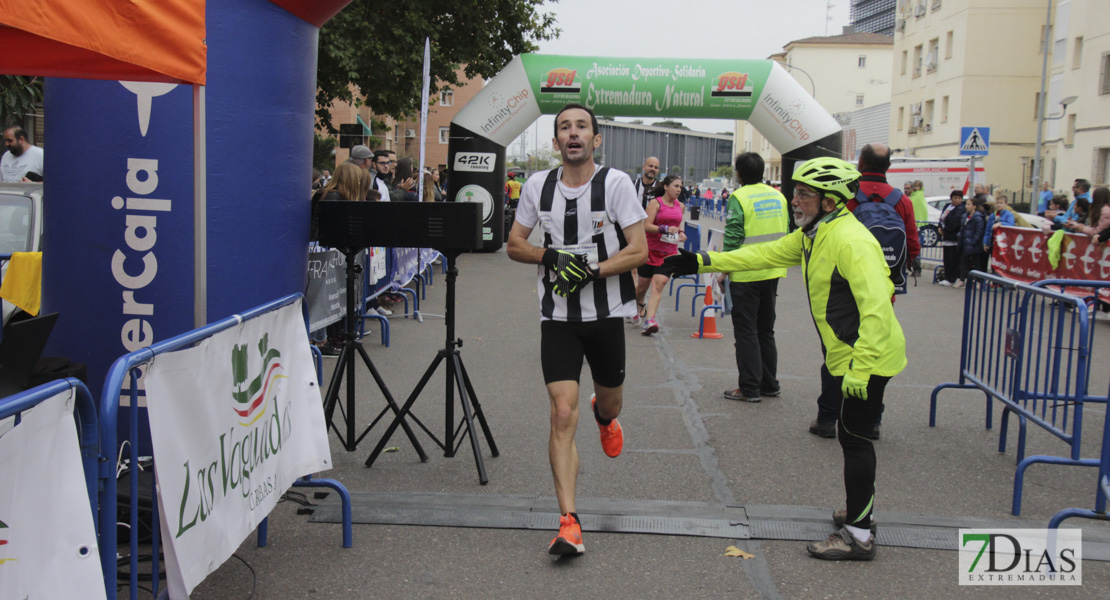 Imágenes de la Carrera Solidaria Badajoz Contra el Cáncer II