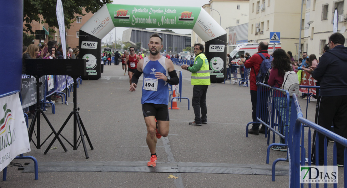 Imágenes de la Carrera Solidaria Badajoz Contra el Cáncer II