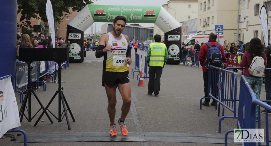 Imágenes de la Carrera Solidaria Badajoz Contra el Cáncer II