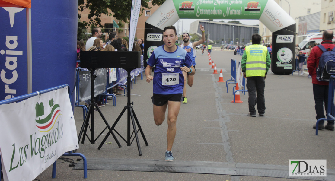 Imágenes de la Carrera Solidaria Badajoz Contra el Cáncer II