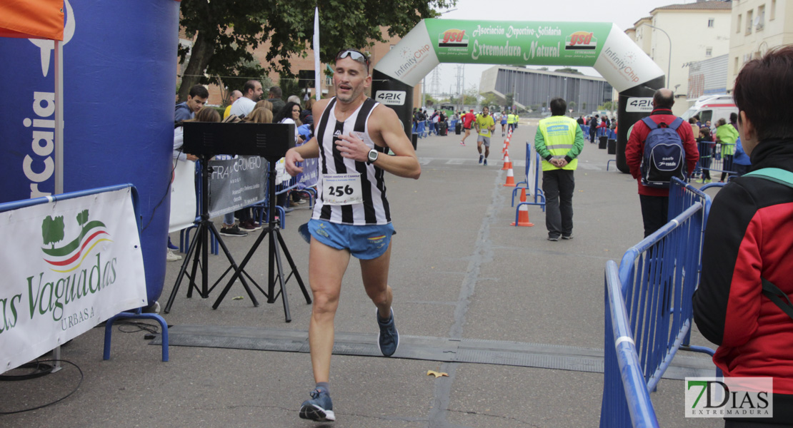 Imágenes de la Carrera Solidaria Badajoz Contra el Cáncer II