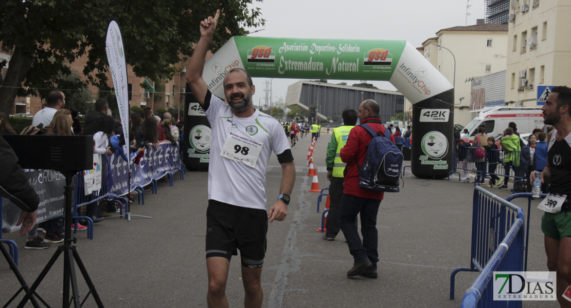 Imágenes de la Carrera Solidaria Badajoz Contra el Cáncer II