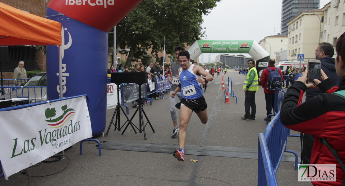 Imágenes de la Carrera Solidaria Badajoz Contra el Cáncer II