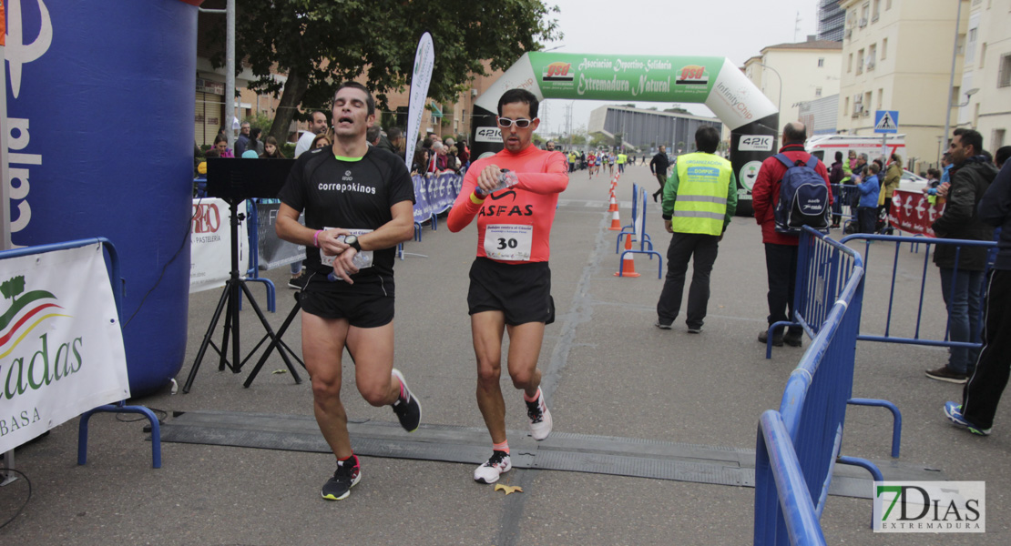 Imágenes de la Carrera Solidaria Badajoz Contra el Cáncer II