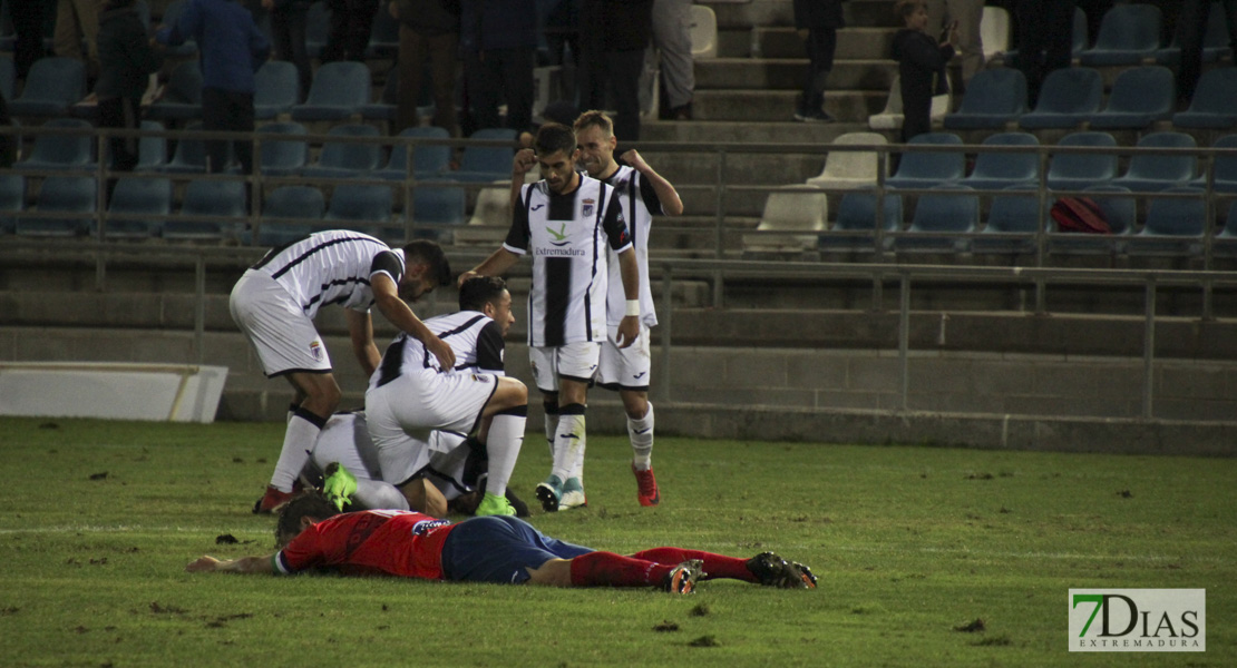 Imágenes del CD. Badajoz 2 - 1 CD. Don Benito