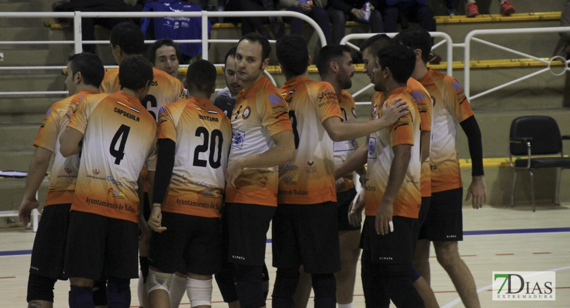 Imágenes del Pacense Voleibol - Boiro Voleibol