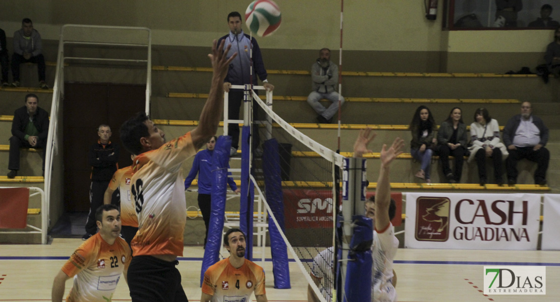 Imágenes del Pacense Voleibol - Boiro Voleibol