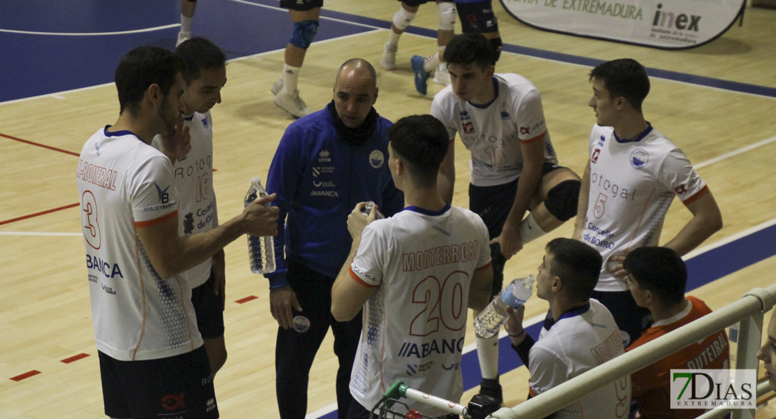 Imágenes del Pacense Voleibol - Boiro Voleibol