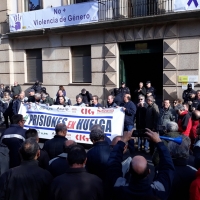 Cáceres - Funcionarios de prisiones entregan sus reivindicaciones al subdelegado del Gobierno