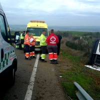 Tres afectados en un accidente en la EX-109