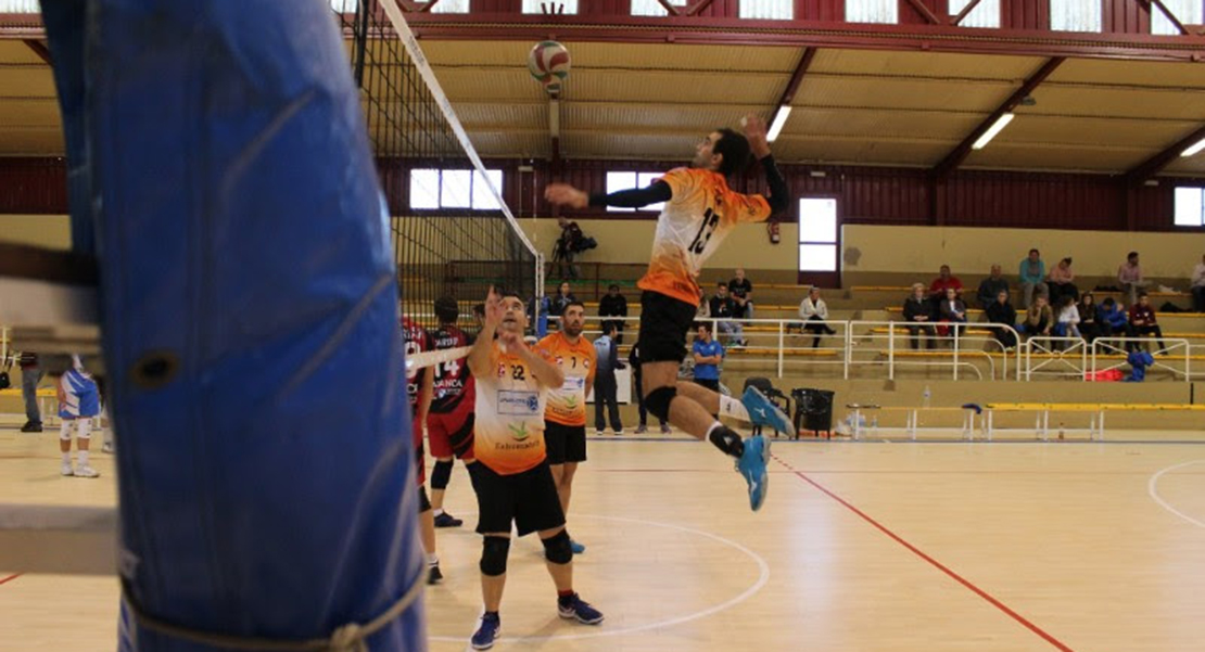 El Pacense Voleibol, en línea ascendente, busca los puestos de cabeza
