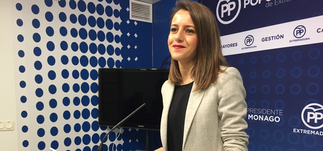 PP: “Tenemos muchos anuncios y pocas realidades y botes de humo”