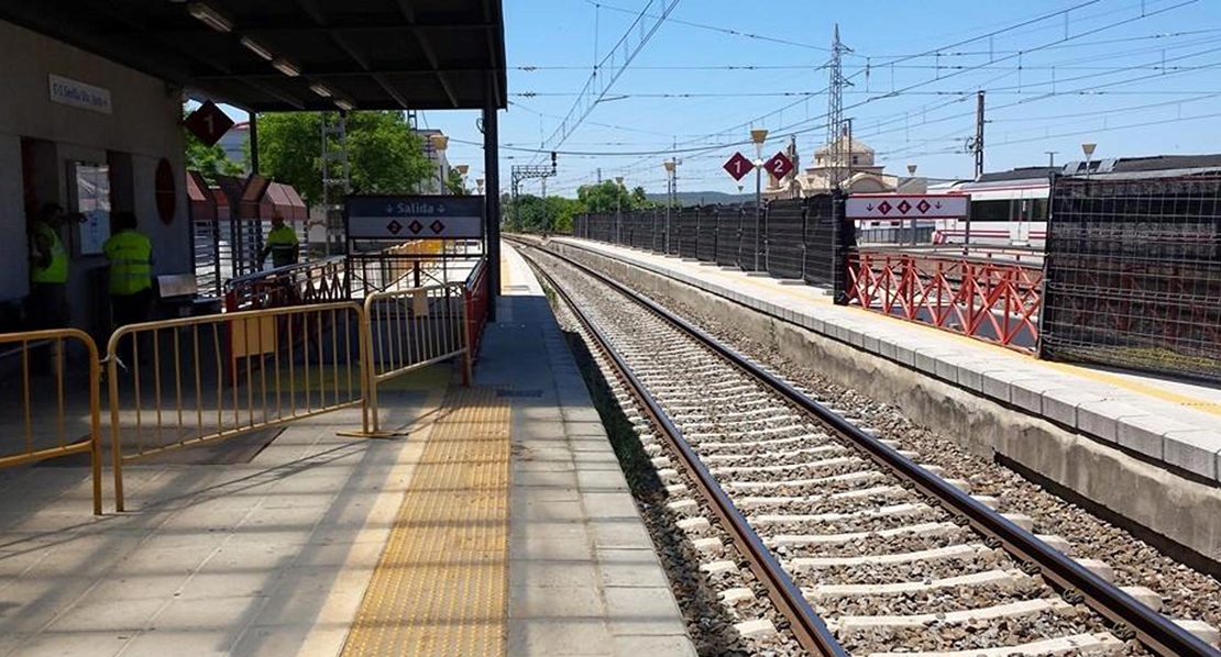 Adif invierte en la renovación de la vía férrea Ciudad Real - Badajoz