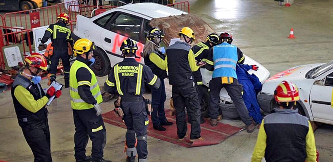 Los bomberos de la Diputación finalizan los cursos para formarse en el uso de desfibriladores