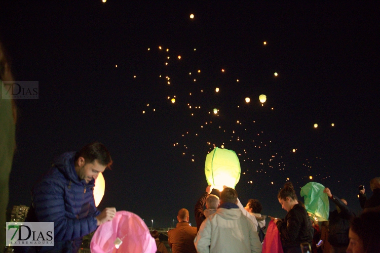 Noche de deseos y música desde el Parque del Guadiana