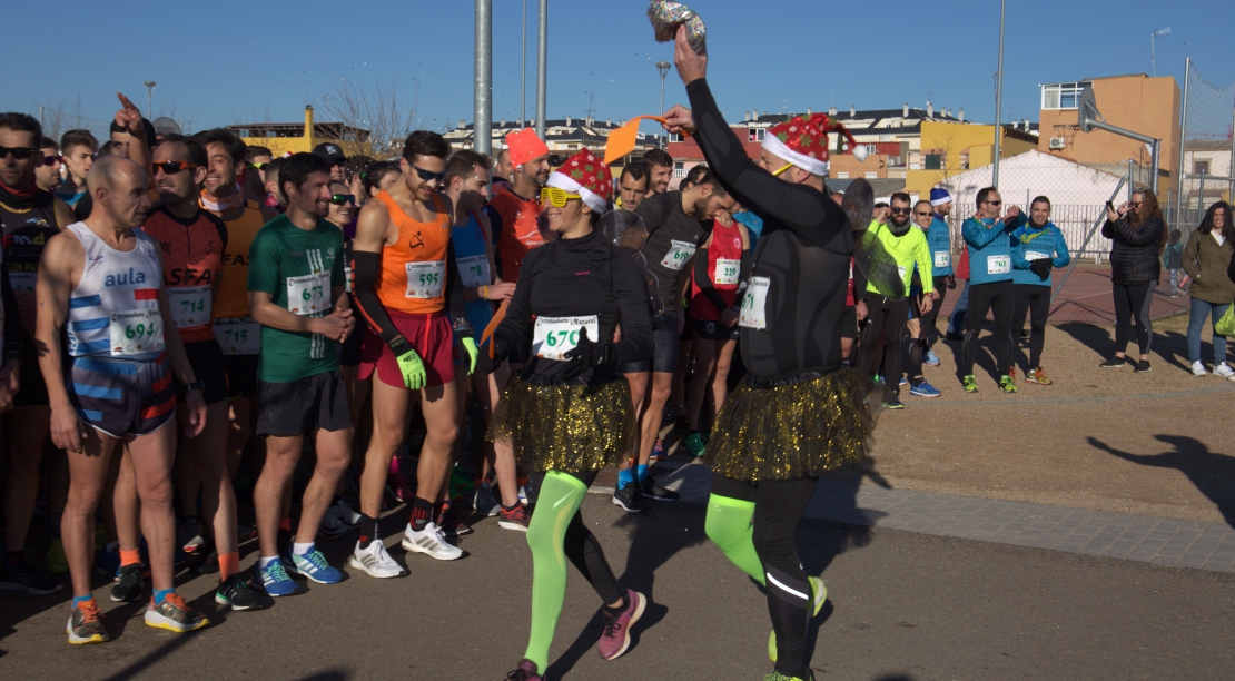 Buen tiempo y éxito de participación en la San Silvestre pacense 2018