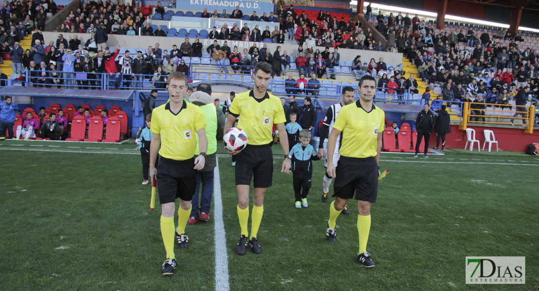 Imágenes del CD. Badajoz 1 - 1 Almería B