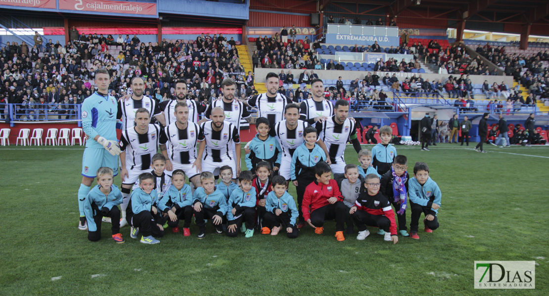 Imágenes del CD. Badajoz 1 - 1 Almería B