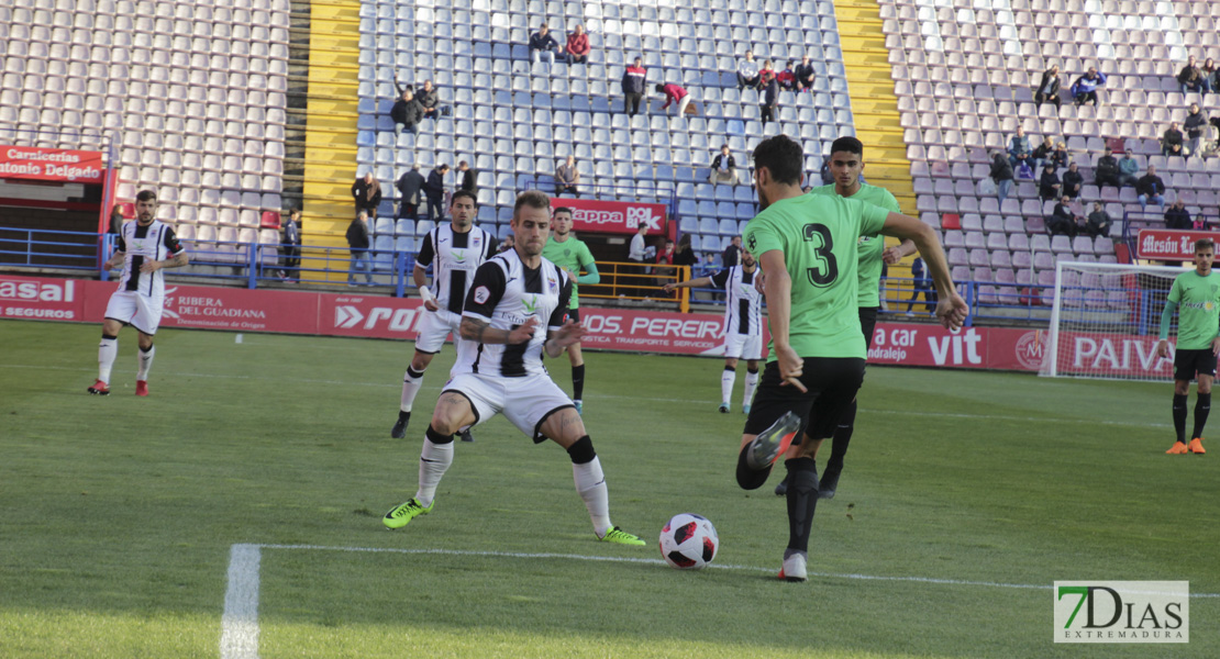 Imágenes del CD. Badajoz 1 - 1 Almería B