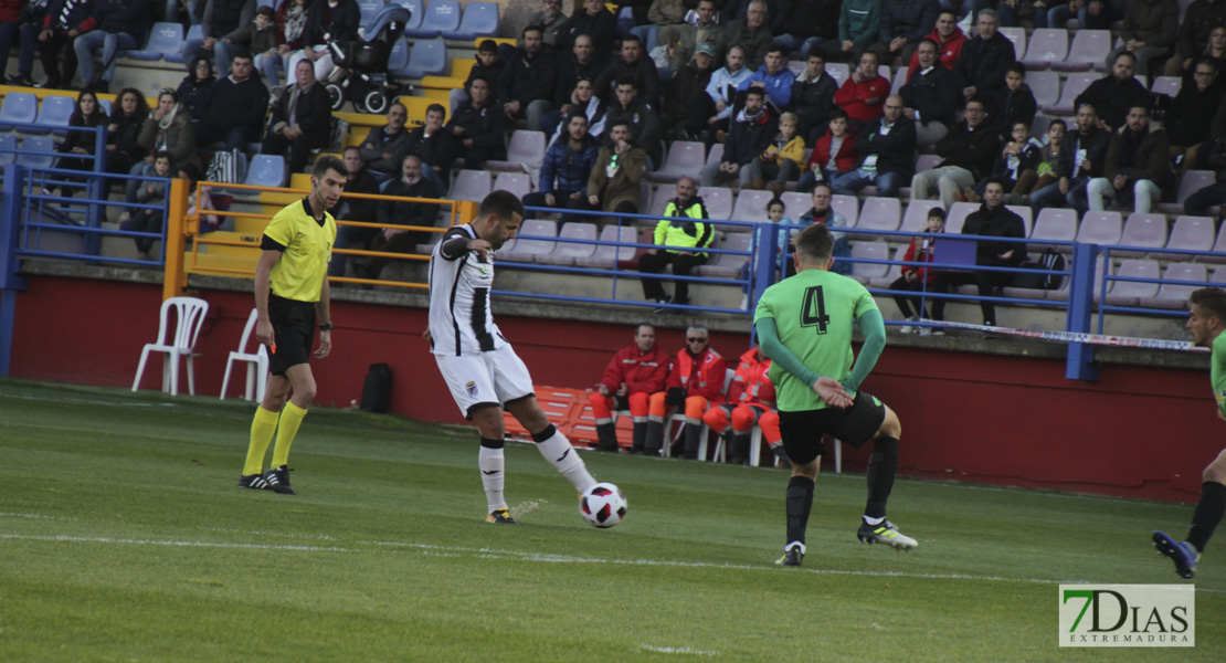 Imágenes del CD. Badajoz 1 - 1 Almería B