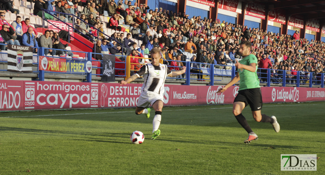 Imágenes del CD. Badajoz 1 - 1 Almería B