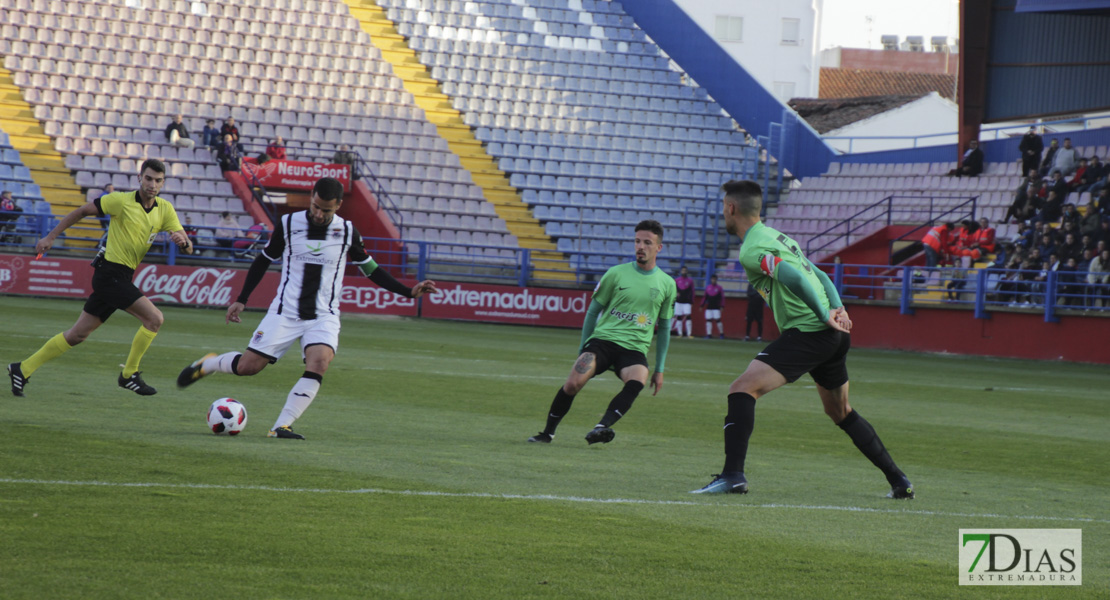 Imágenes del CD. Badajoz 1 - 1 Almería B