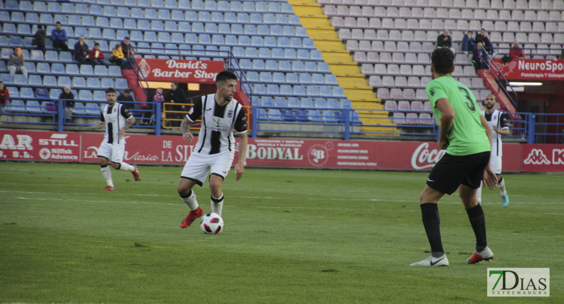 Imágenes del CD. Badajoz 1 - 1 Almería B