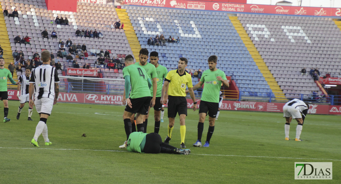 El CD. Badajoz se harta de los árbitros