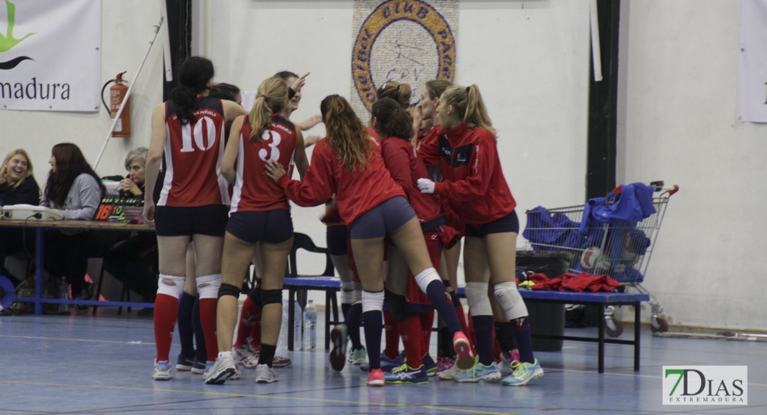 Imágenes del Pacense Voleibol Femenino - CV Pozuelo