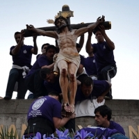 La hermandad del Cristo de la Angustia pasará las andas para recoger alimentos