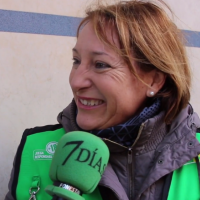 María Isabel Valero reparte la suerte en San Roque (Badajoz)