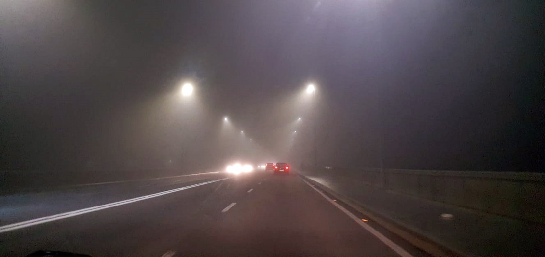 La niebla condiciona la circulación en varias carreteras extremeñas