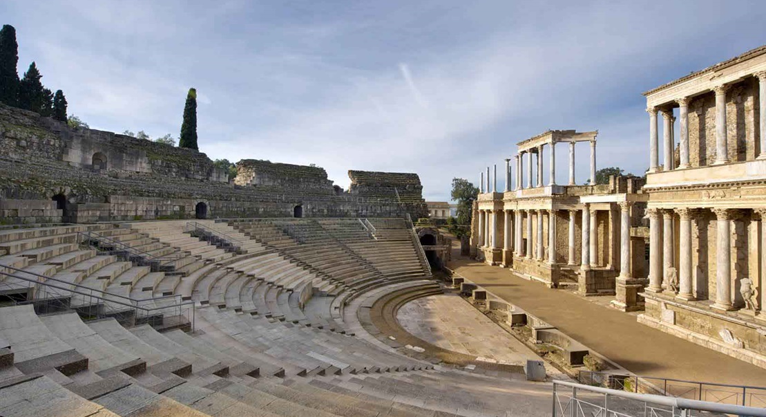 Mérida fue la ciudad más visitada y con mayor incremento turístico en Extremadura en 2018