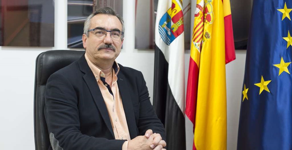 La Unión vuelve a exigir el cese del director general de Ganadería