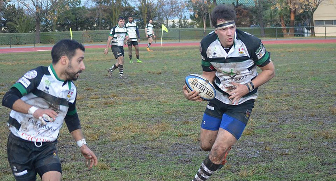 Se avecina del CAR Cáceres contra el Almería