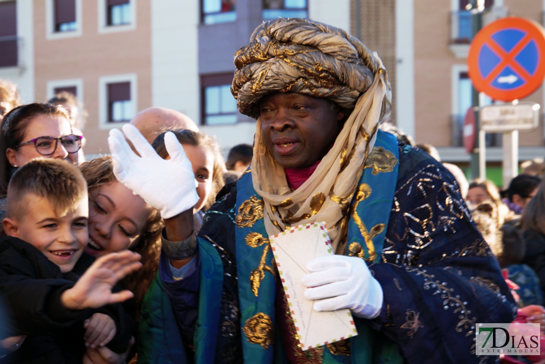 Imágenes que deja la Cabalgata de los Reyes Magos de Oriente en Badajoz