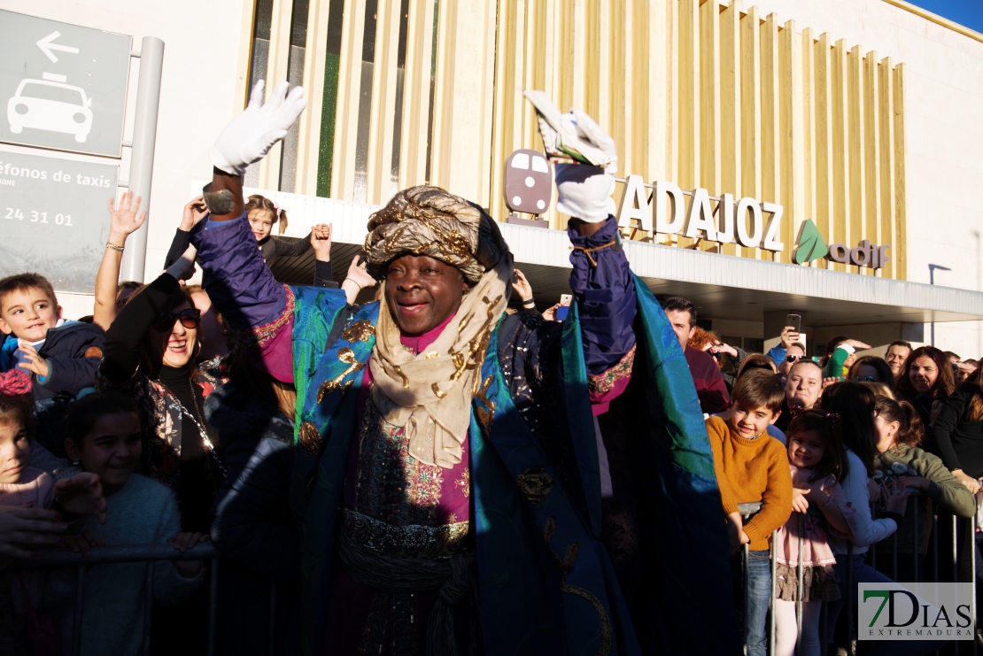 Imágenes que deja la Cabalgata de los Reyes Magos de Oriente en Badajoz