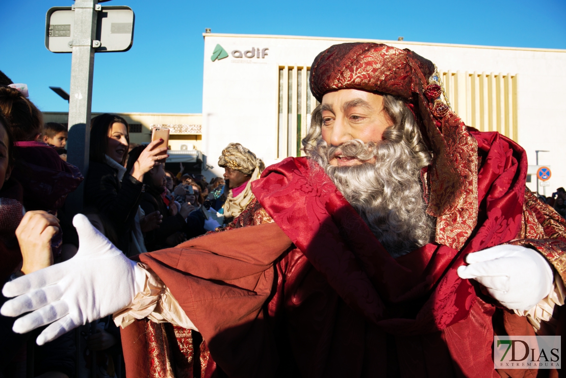 Imágenes que deja la Cabalgata de los Reyes Magos de Oriente en Badajoz