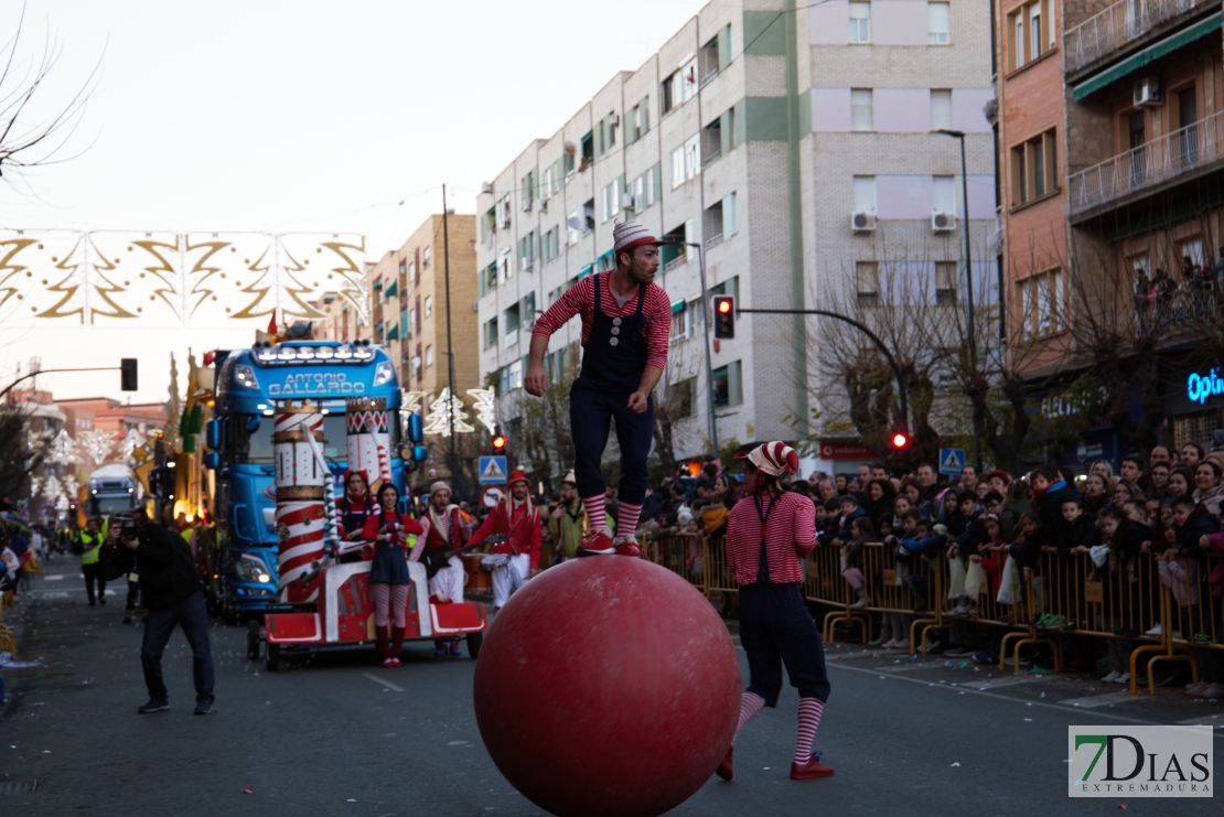 Imágenes que deja la Cabalgata de los Reyes Magos de Oriente en Badajoz