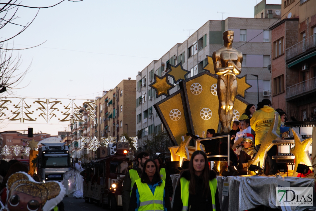 Imágenes que deja la Cabalgata de los Reyes Magos de Oriente en Badajoz