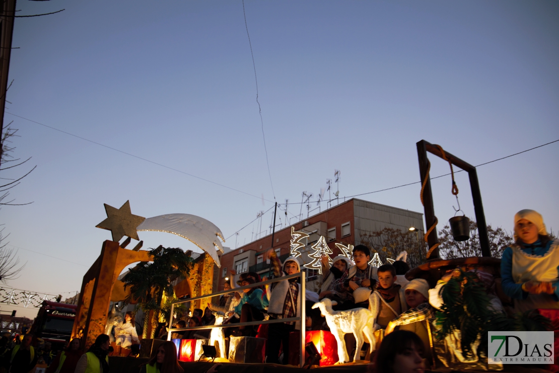 Imágenes que deja la Cabalgata de los Reyes Magos de Oriente en Badajoz