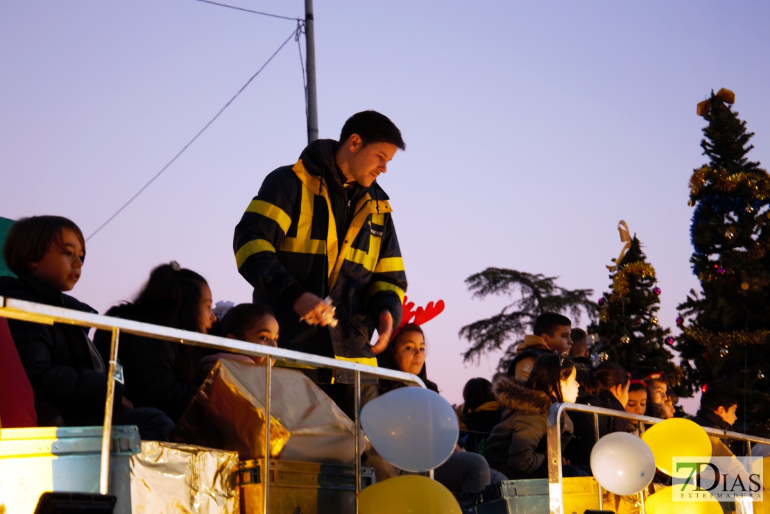 Imágenes que deja la Cabalgata de los Reyes Magos de Oriente en Badajoz