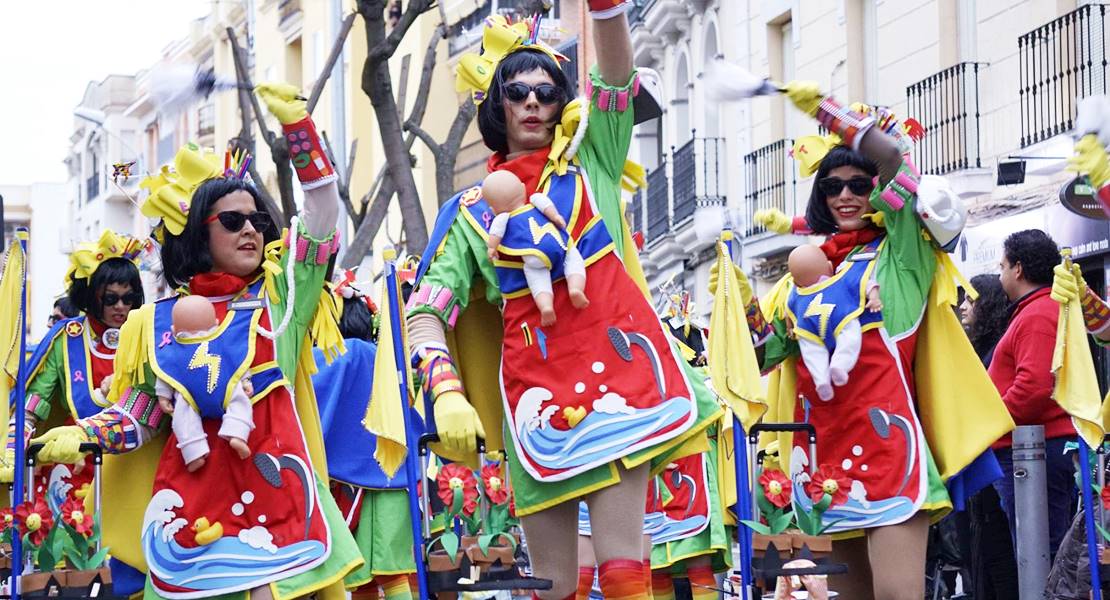 Musas, reinas, reyes y la cantante Merche en el carnaval de Don Benito