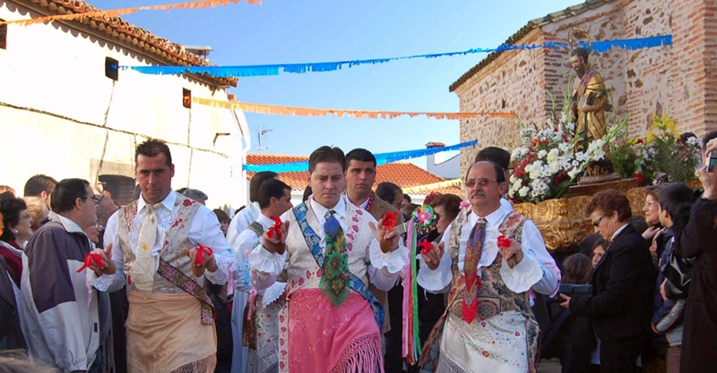 San Antón y los danzantes de Peloche, candidatos a Fiesta de Interés Turístico Regional