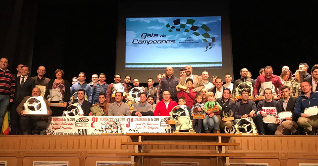 FEXA premia a medio centenar de deportistas