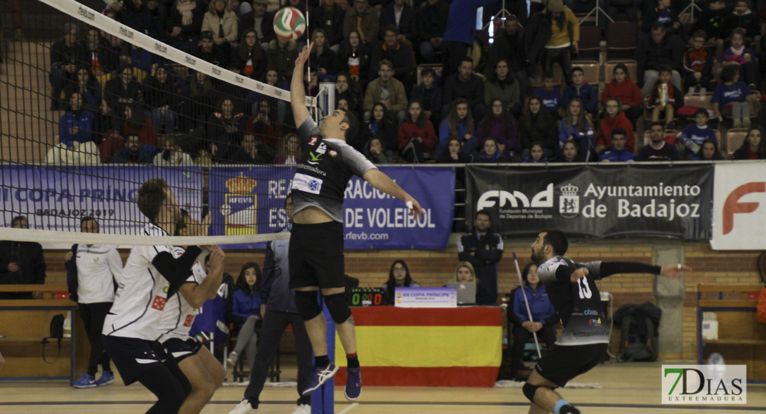 Imágenes del Pacense Voleibol - CV Mediterráneo