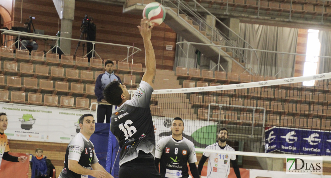 Imágenes del Pacense Voleibol - CV Mediterráneo