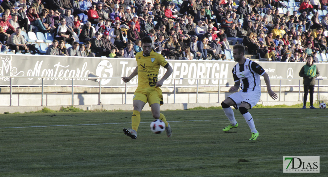 Imágenes del CD. Badajoz 2 - 1 Villanovense