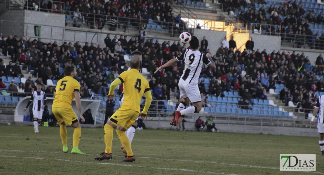 Imágenes del CD. Badajoz 2 - 1 Villanovense