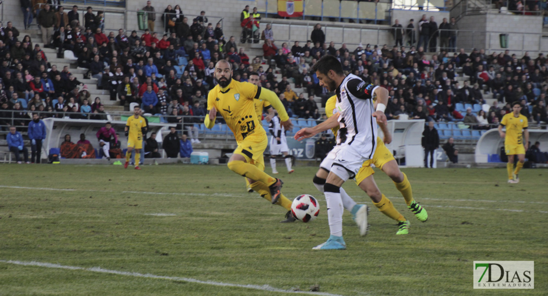 Imágenes del CD. Badajoz 2 - 1 Villanovense